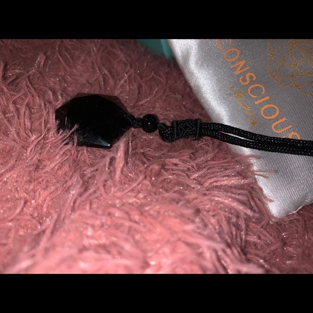 Obsidian stone pendant - Picture 7 of 7